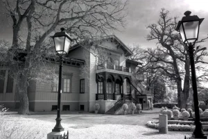 infrarosso infrared deep infrared casa paesaggio natura
